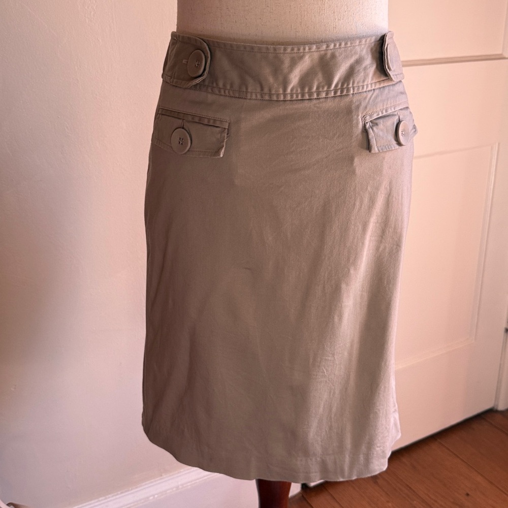 GAP Khaki Skirt with Button Details
